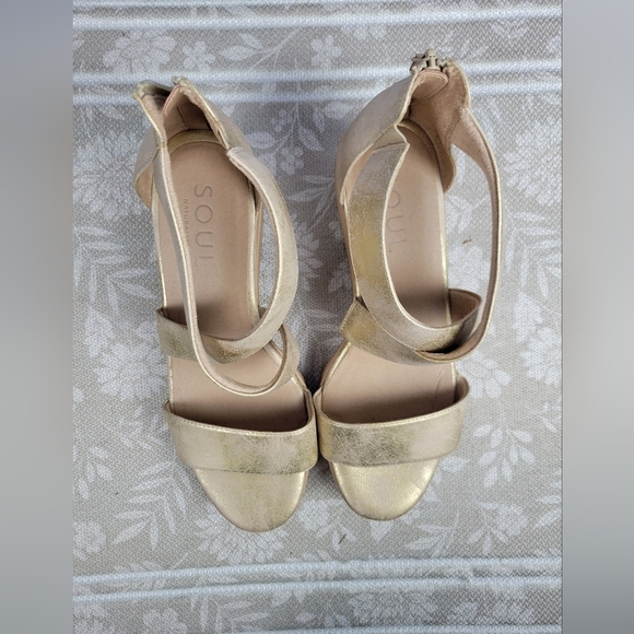 SOUL Naturalizer Goodtimes Wedge Strappy Gold Sandal Suze 11W - Picture 9 of 15